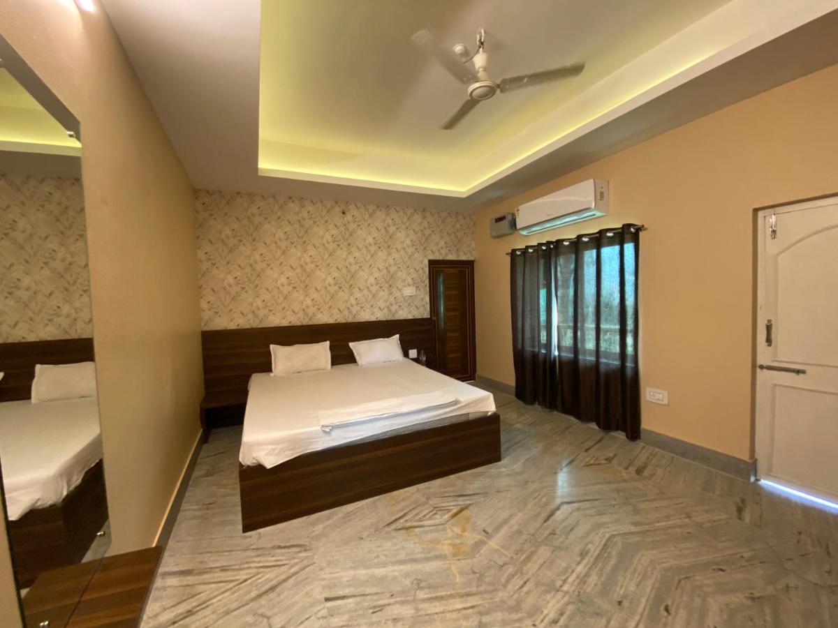Hotel Aavaas Puri Exterior photo